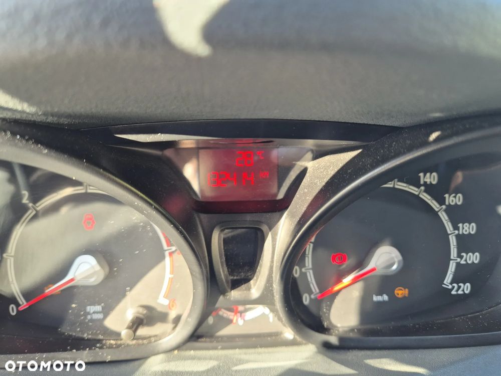 Ford Fiesta 1.4 TDCI - 13