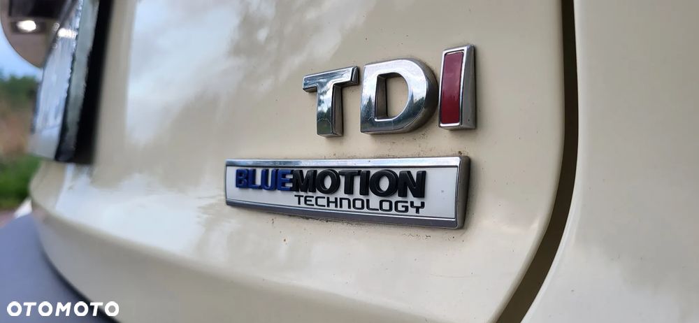 Volkswagen Touran - 5
