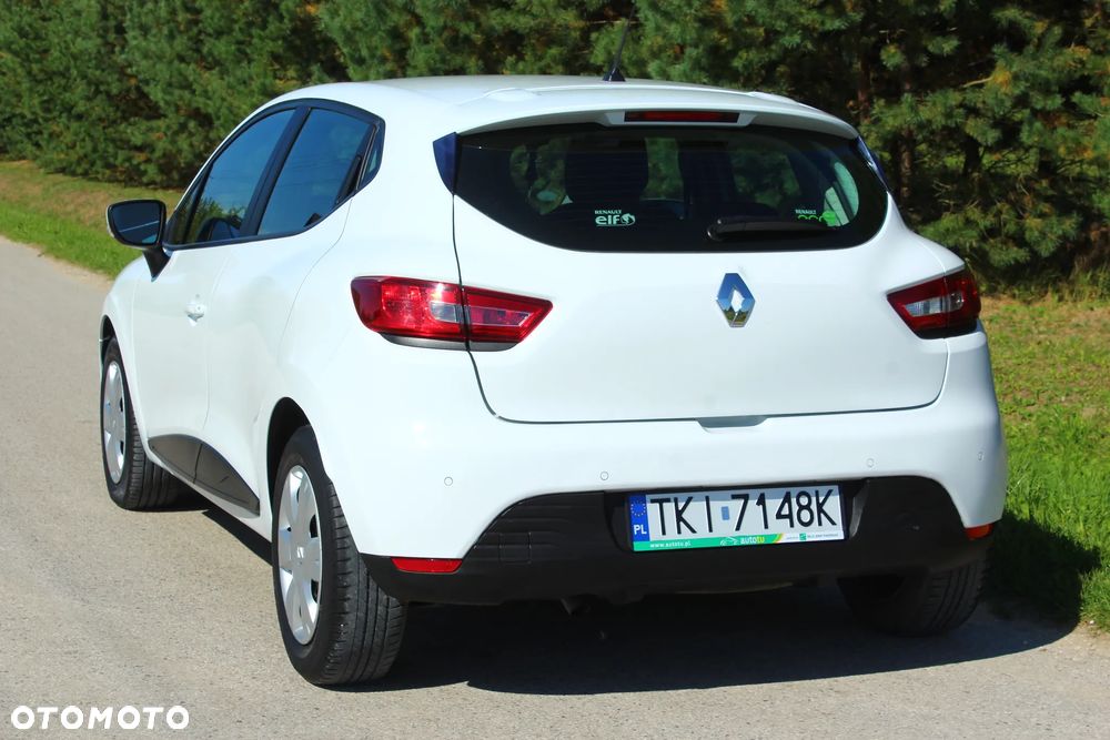 Renault Clio - 10