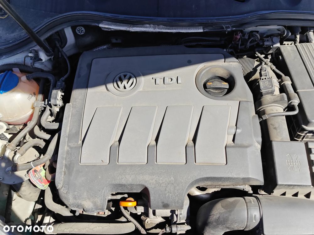 Volkswagen Passat 1.9 TDI Comfortline - 19