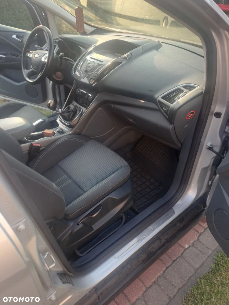 Ford C-MAX - 11