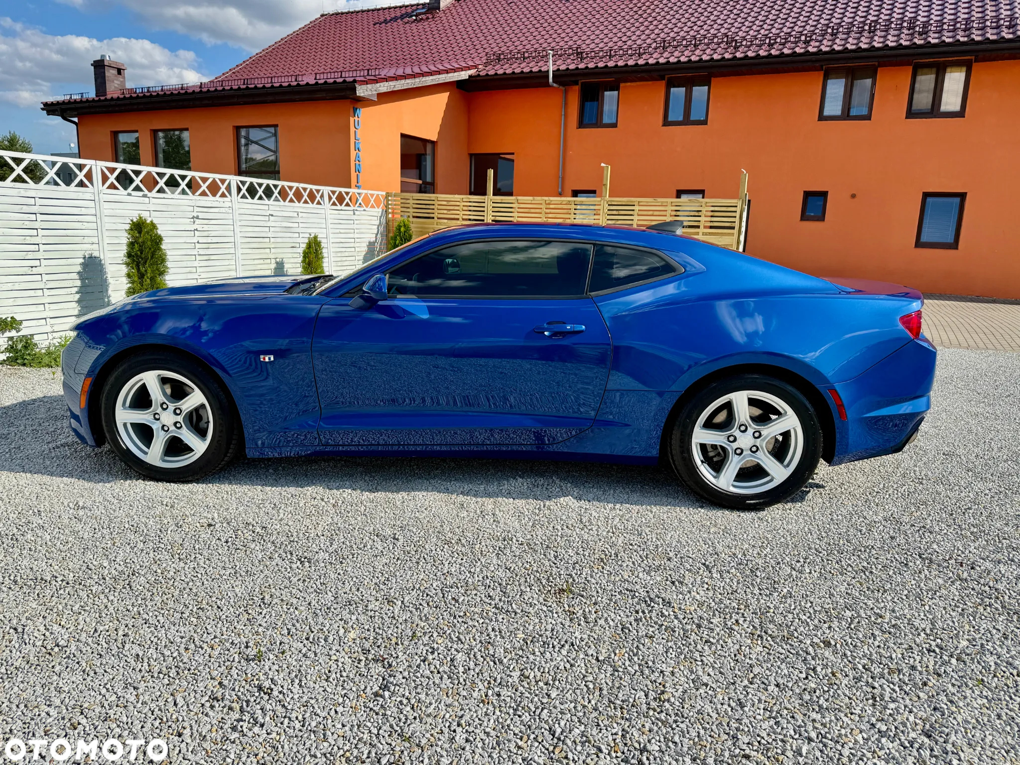 Chevrolet Camaro Coupe 2.0 - 24