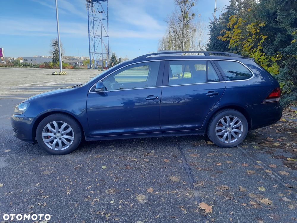 Volkswagen Golf ver-1-6-tdi-bluemotion-technology-comfortline - 5