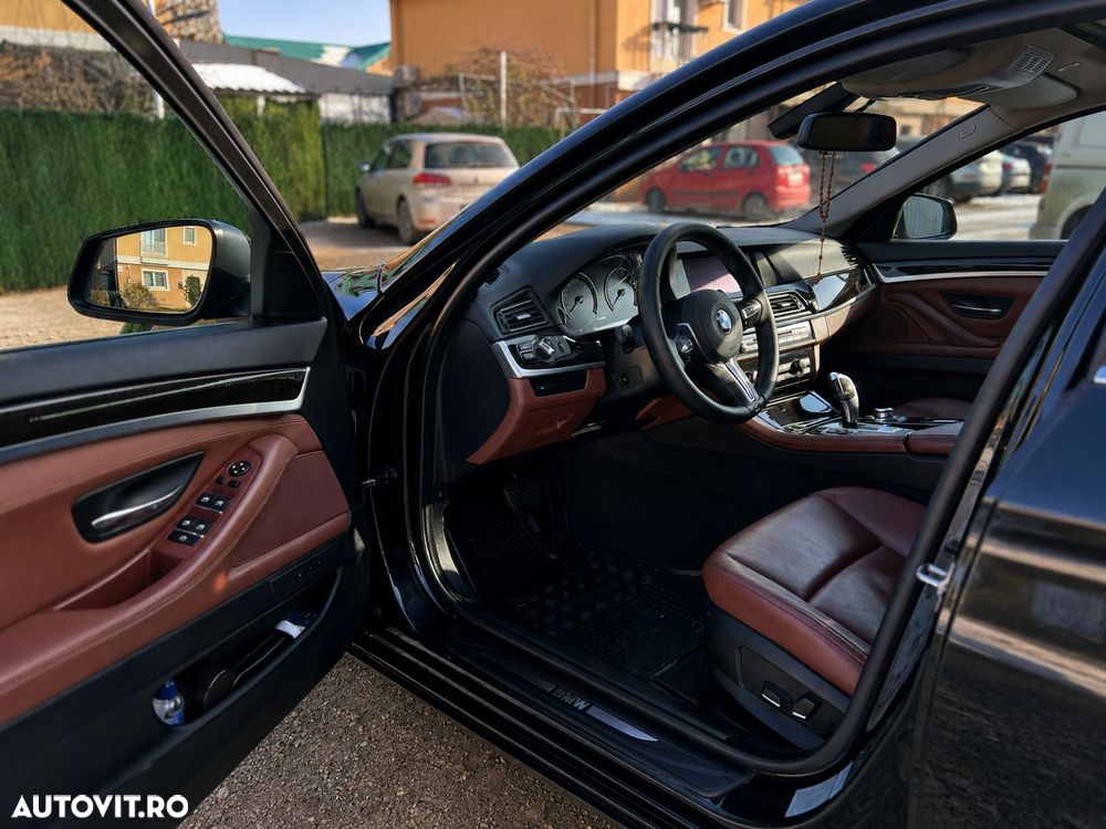 BMW Seria 5 525d xDrive - 3