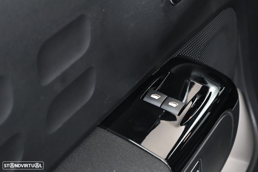 Citroën C3 1.2 PureTech Max - 23