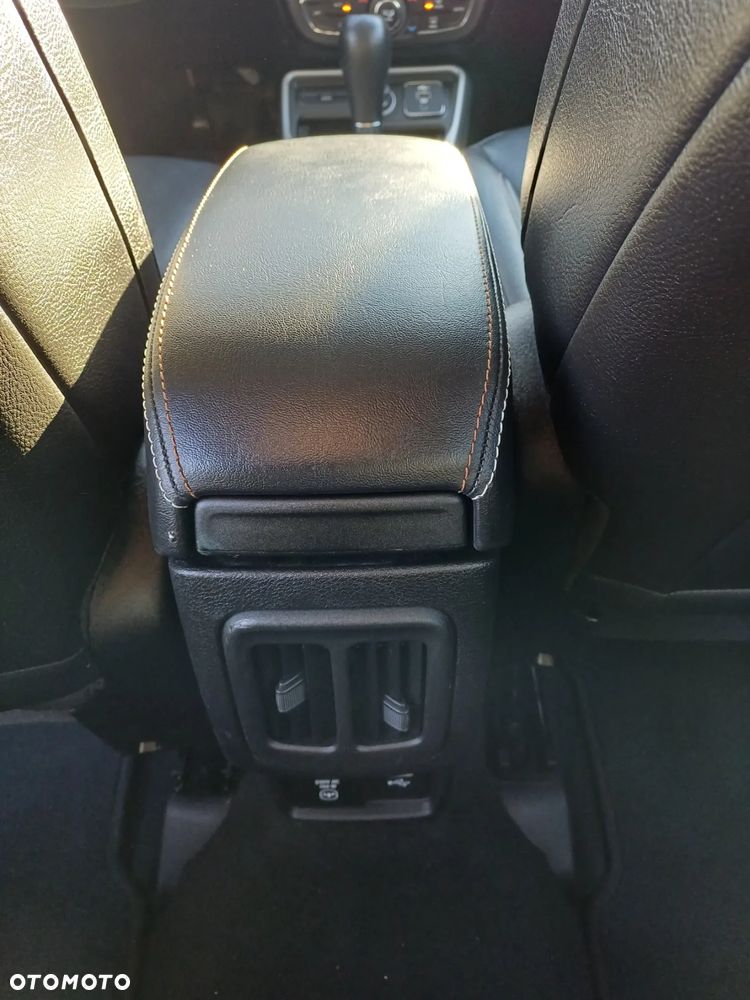 Jeep Compass 1.3 GSE T4 Automatik Longitude - 22