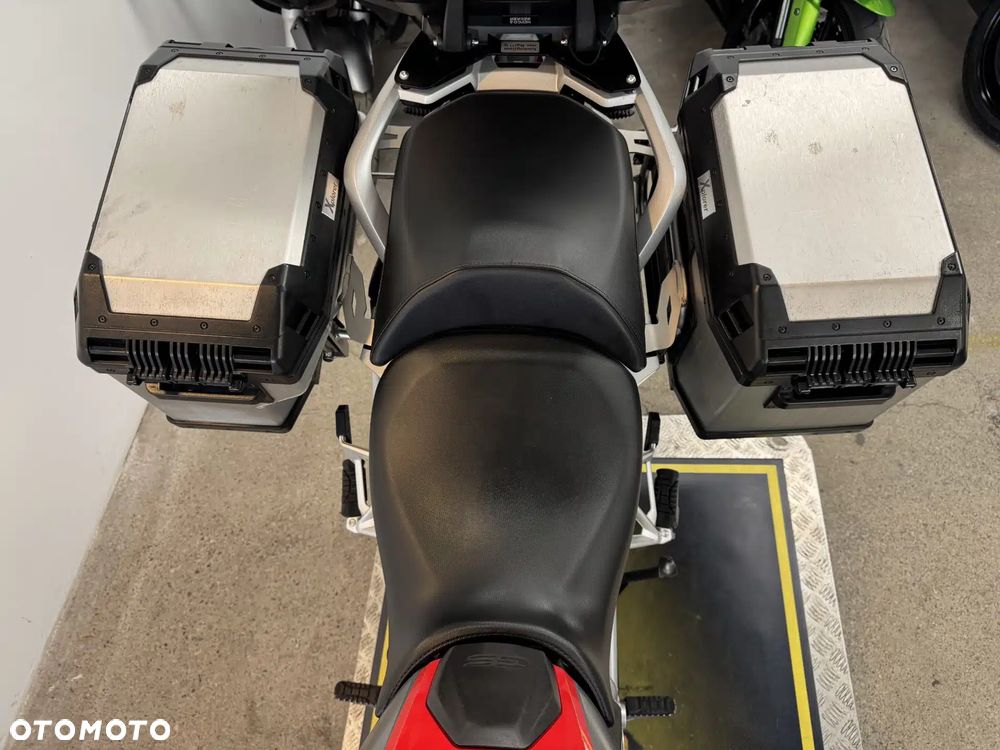BMW R - 30