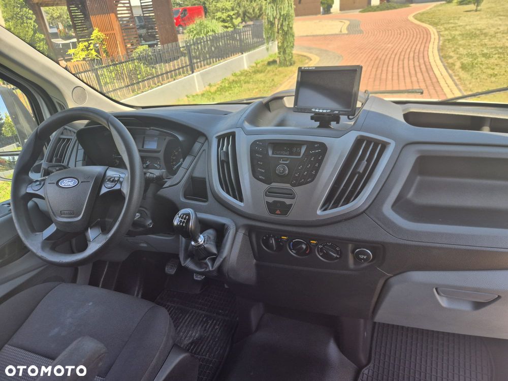 Ford Transit - 9