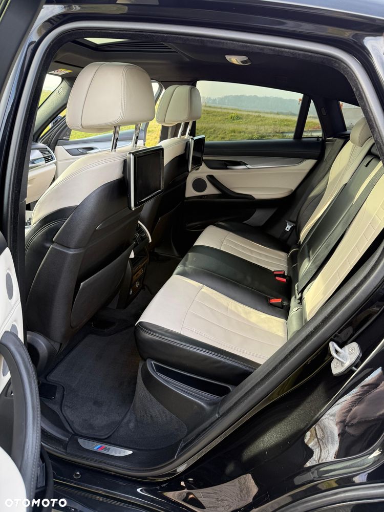 BMW X6 xDrive30d - 15