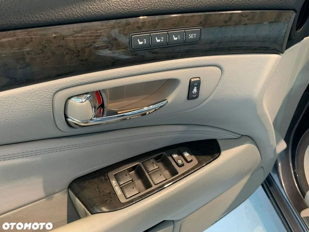 Lexus LS 460 Superior - 20