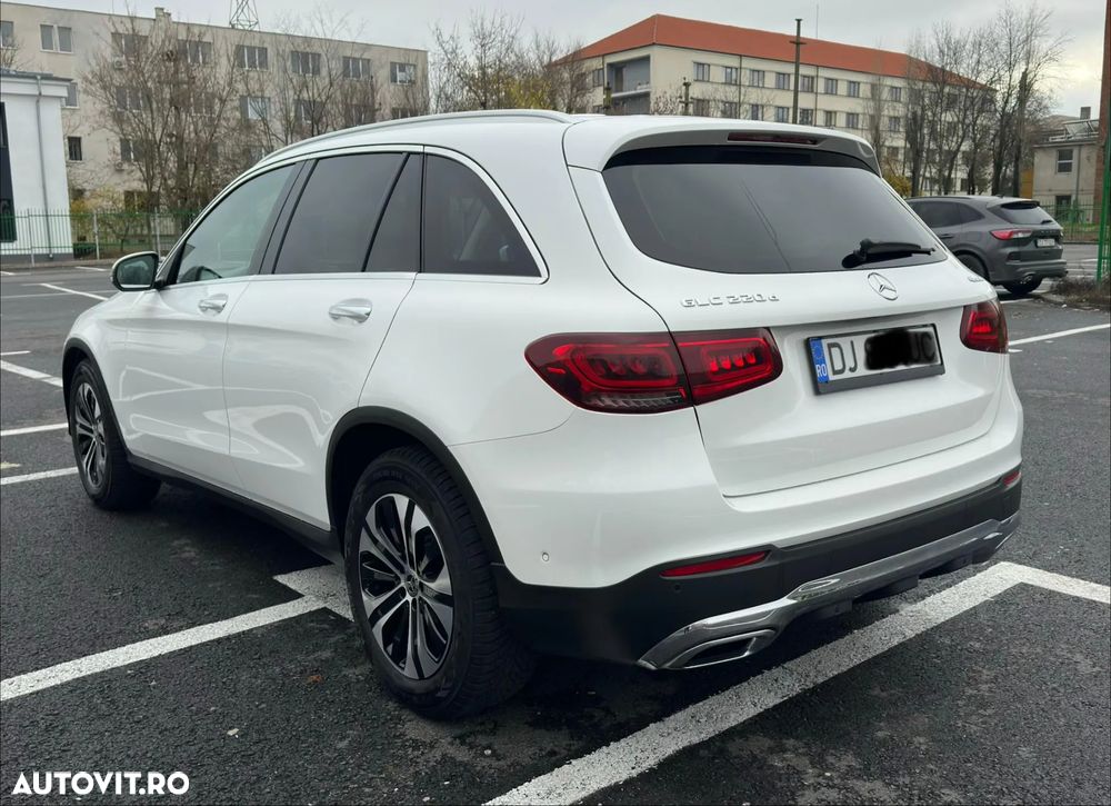Mercedes-Benz GLC 220 d 4Matic 9G-TRONIC Exclusive - 4