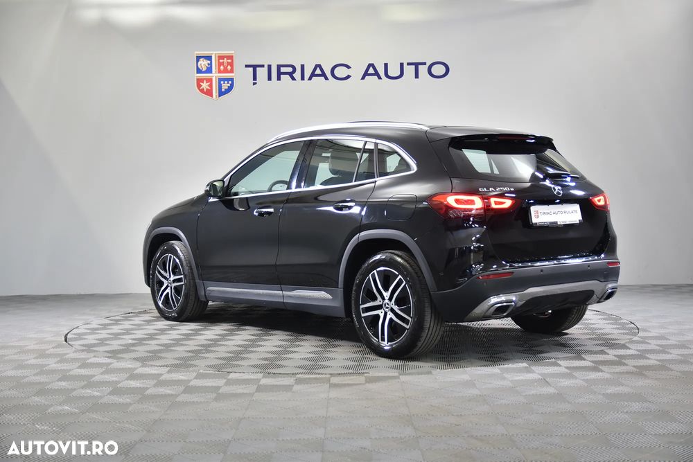 Mercedes-Benz GLA 250 e - 3