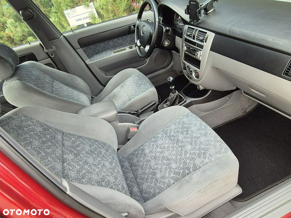 Chevrolet Nubira 1.6 SE - 7