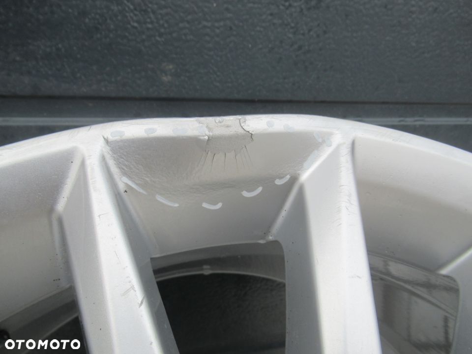 FELGA ALUMINIOWA AUDI A4 B9 7.5Jx17H2 ET29 5x112  8W9601025A - 5
