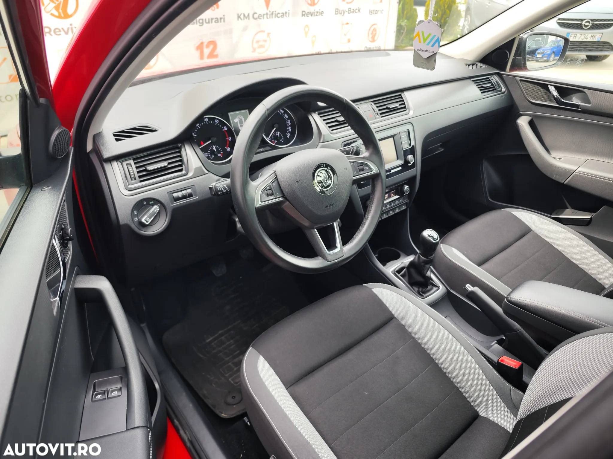 Skoda RAPID Spaceback 1.2 TSI Style - 9