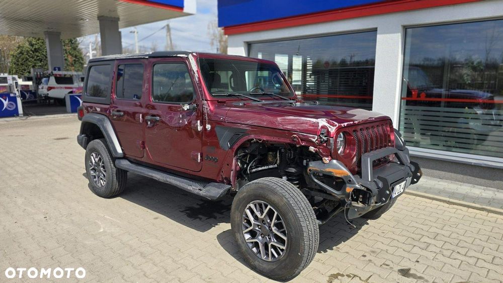 Jeep Wrangler - 8