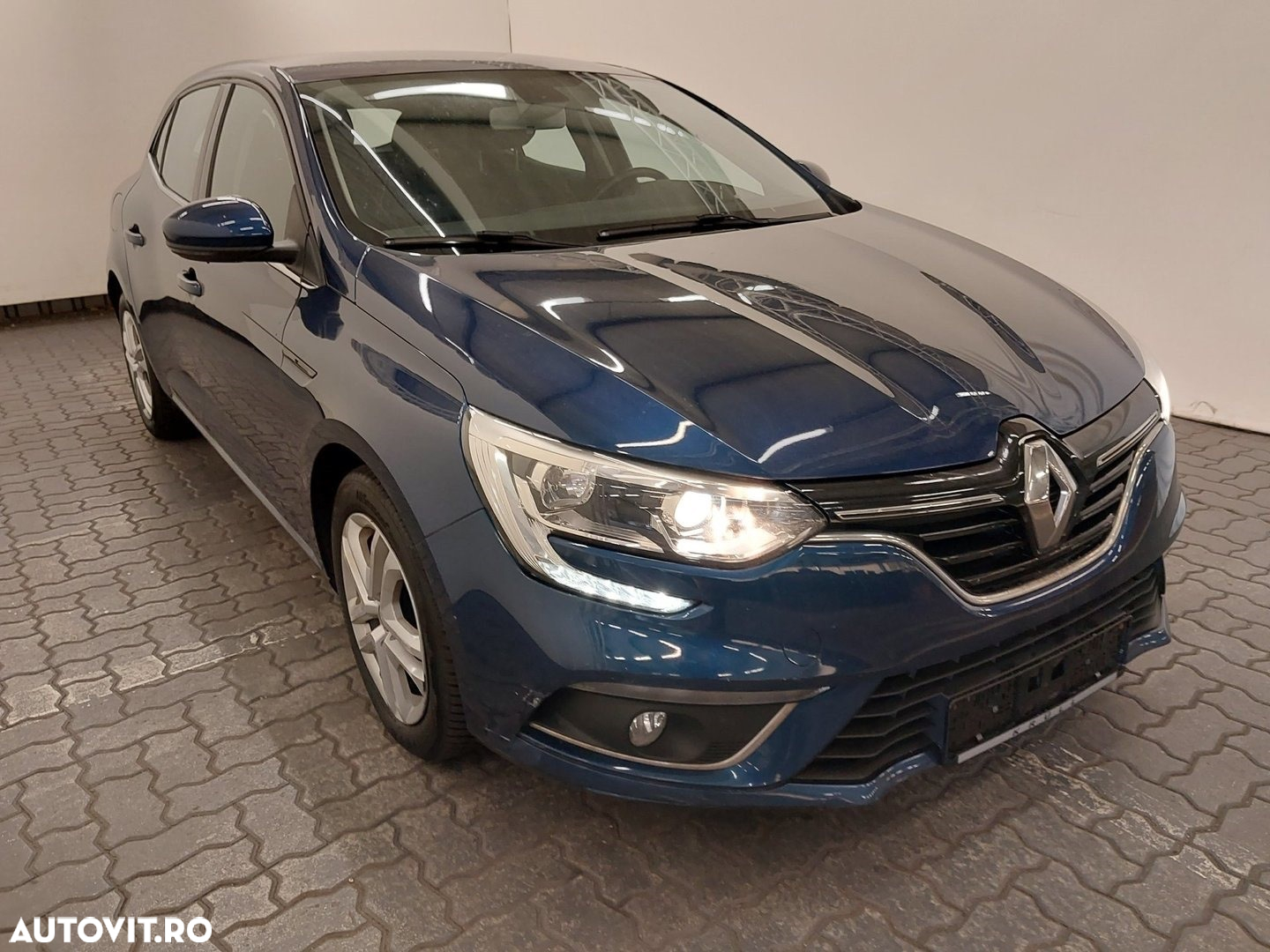 Renault Megane ENERGY dCi 110 EXPERIENCE - 2