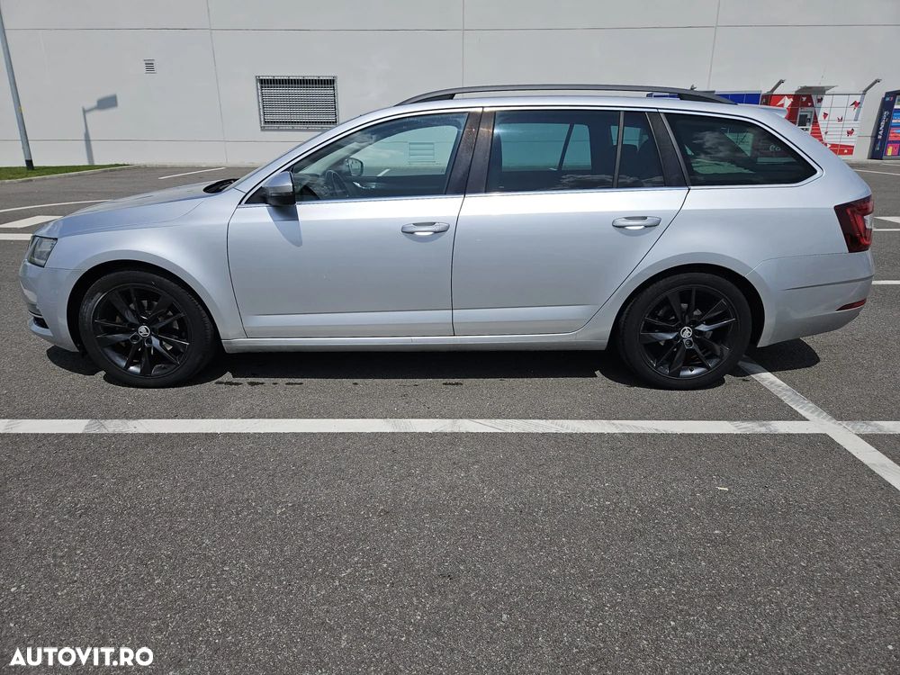 Skoda Octavia 2.0 TDI DSG Style - 1