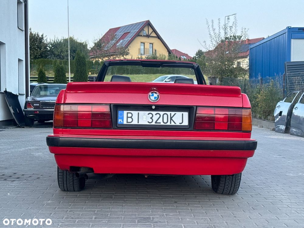 BMW Seria 3 320i - 6