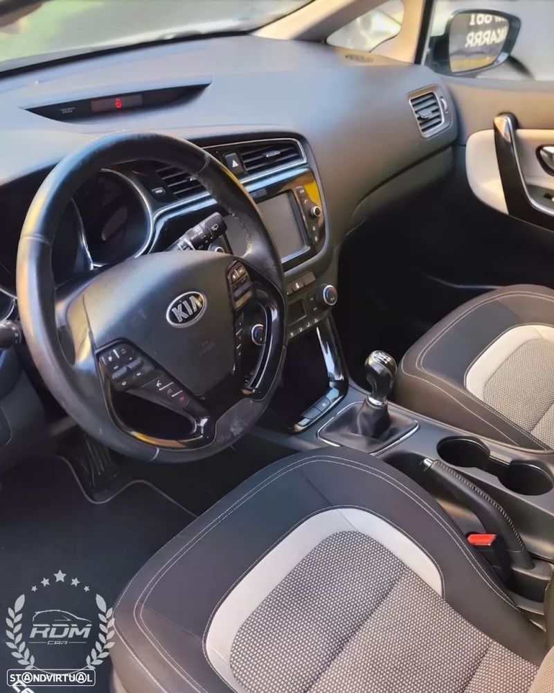 Kia Ceed 1.6 CRDi Nav Line - 6