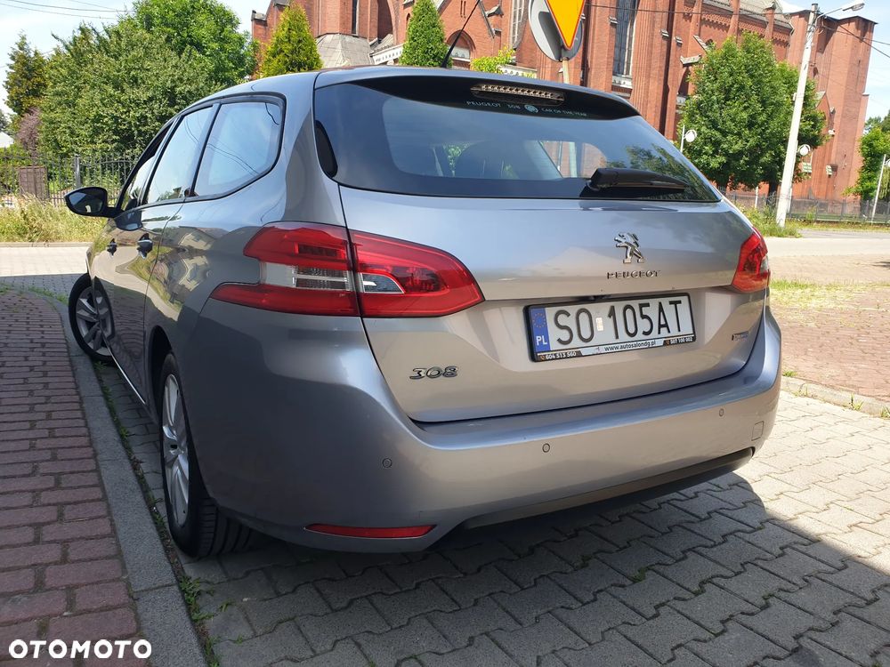 Peugeot 308 2.0 HDi Allure - 19