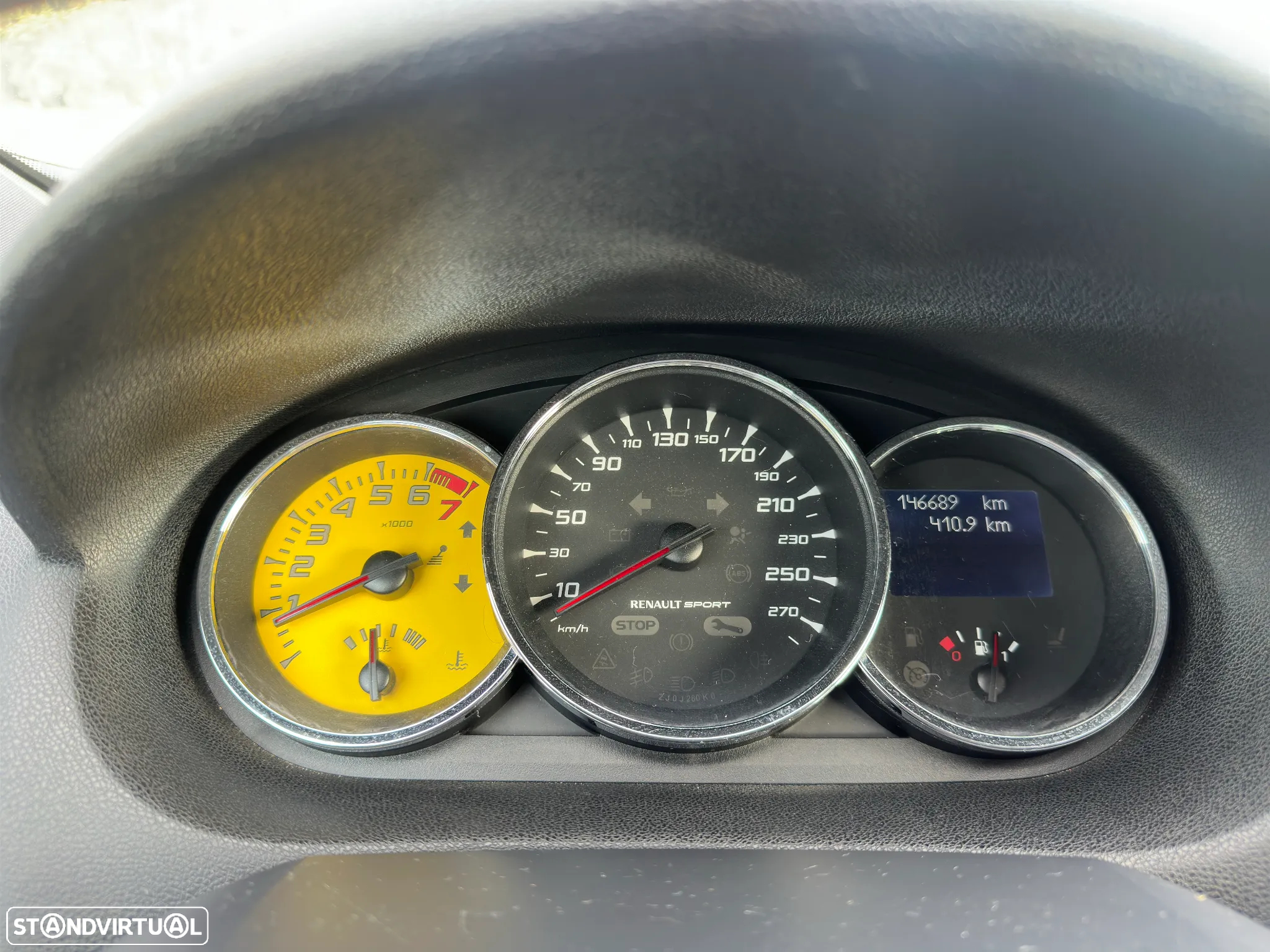 Renault Mégane Coupe 2.0 T 16V RS - 11