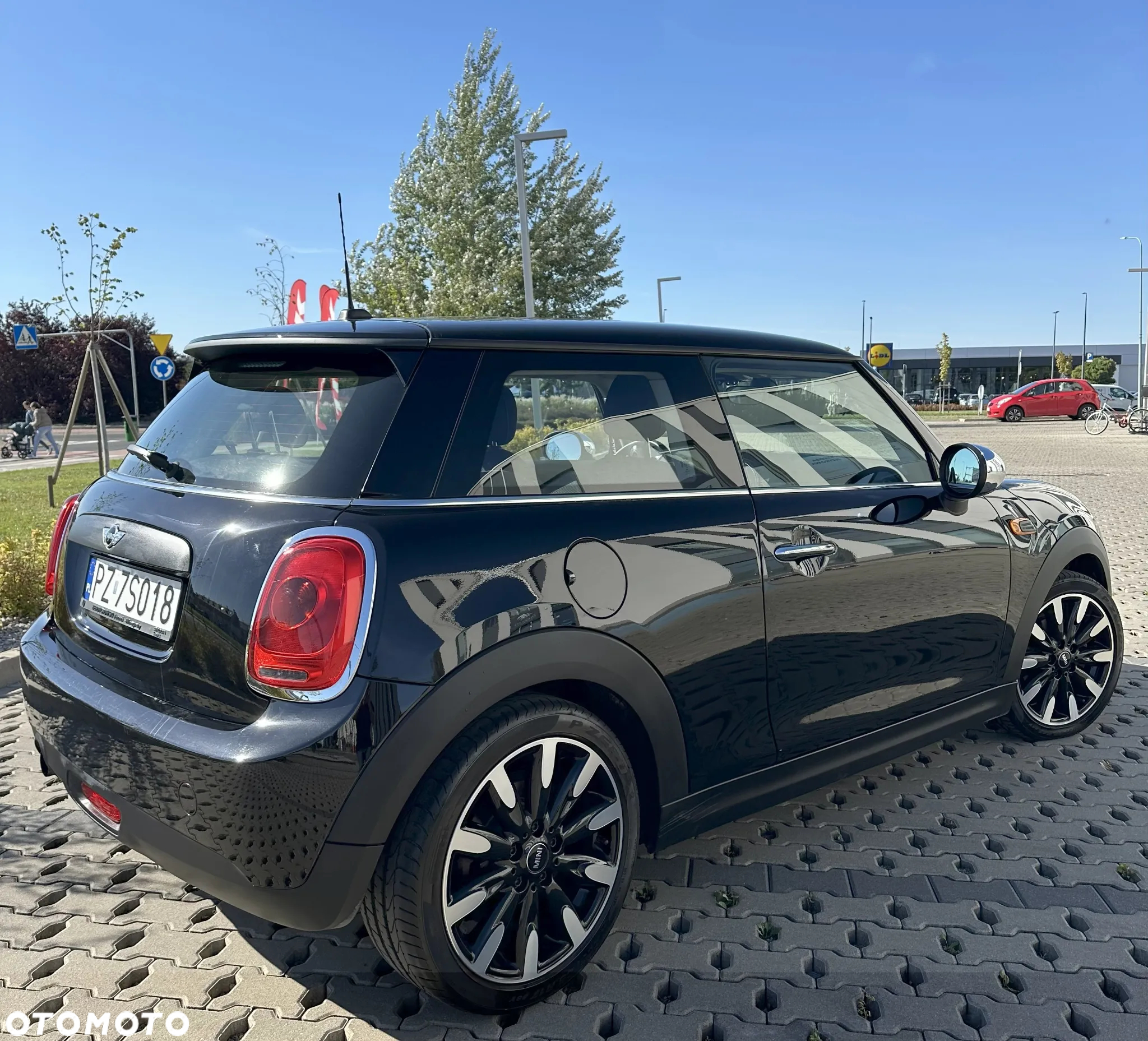 MINI ONE Standard - 8