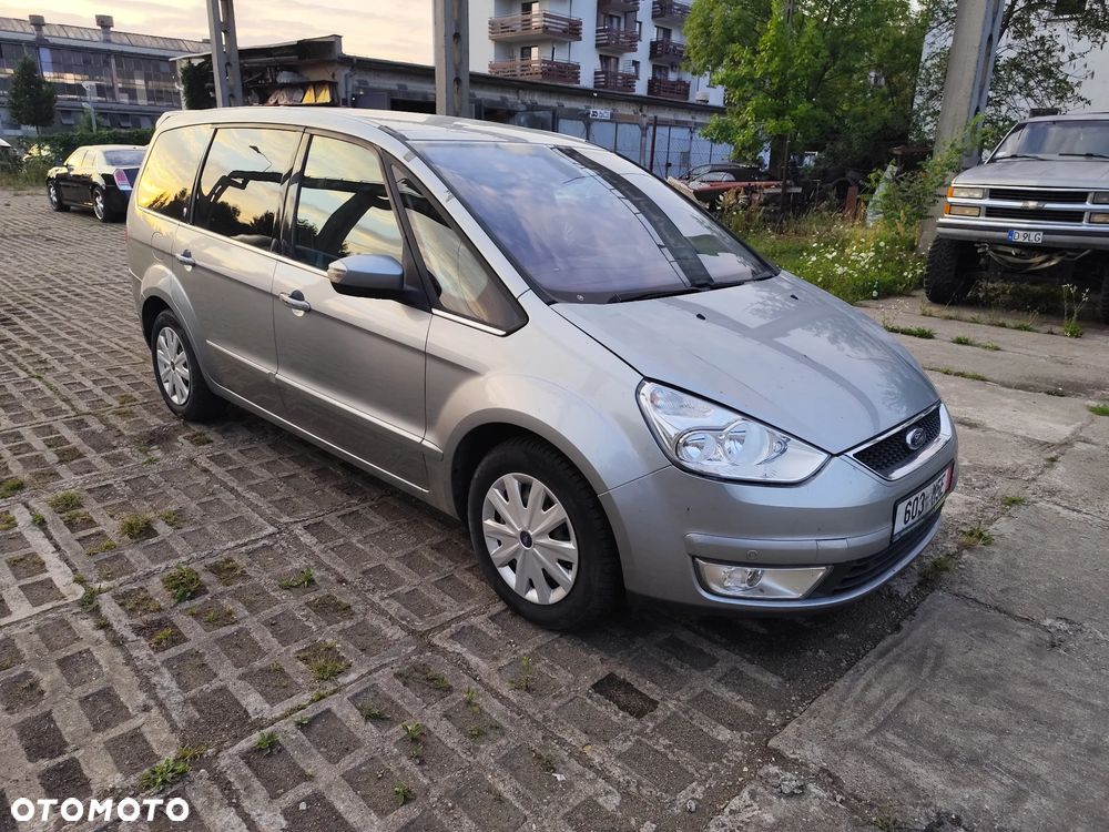 Ford Galaxy - 1