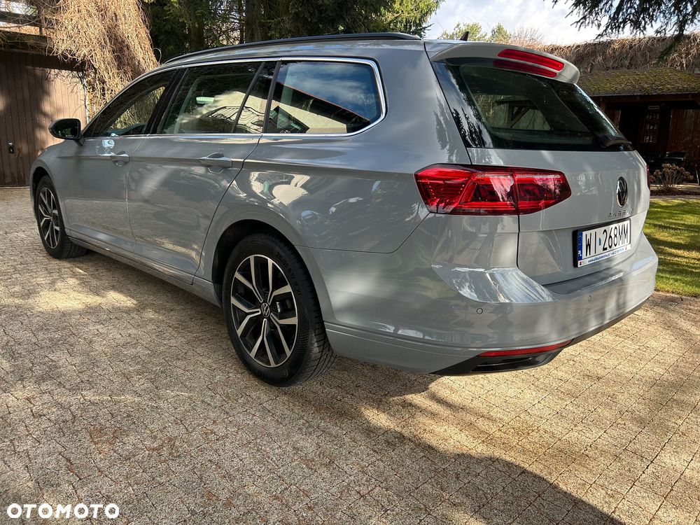 Volkswagen Passat - 16