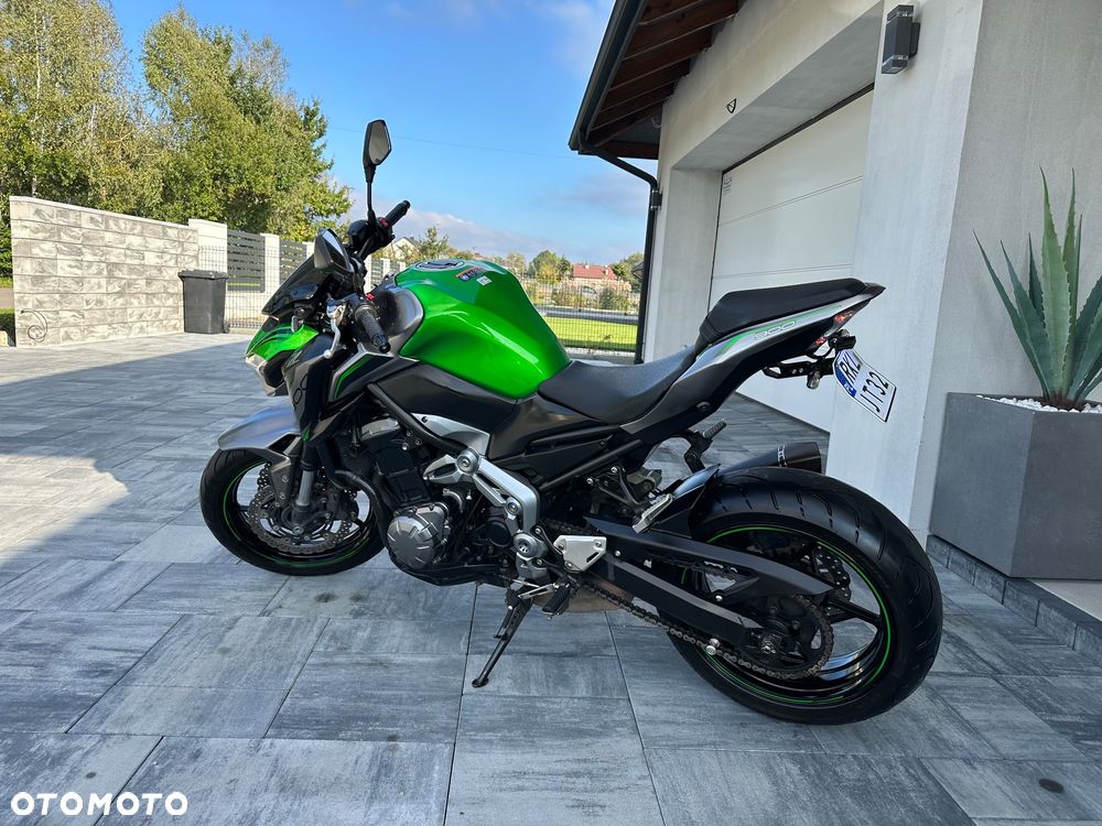Kawasaki Z 900 - 6