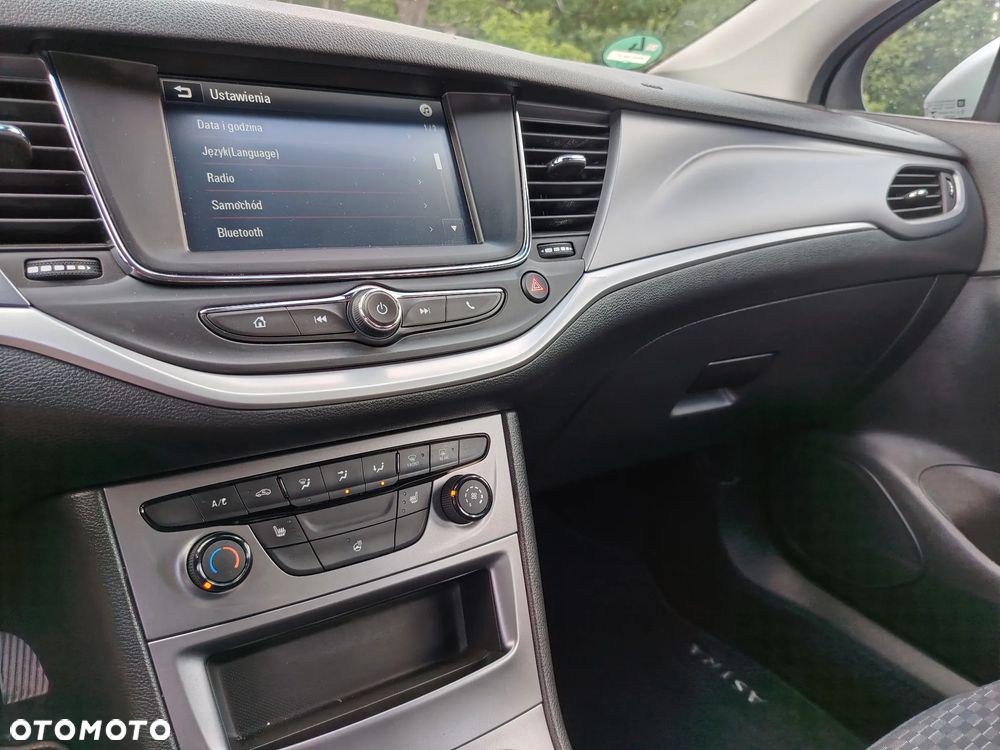 Opel Astra - 20
