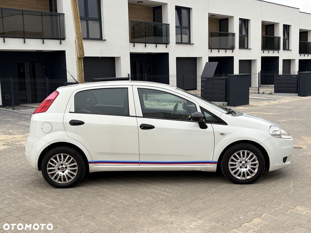 Fiat Grande Punto - 5