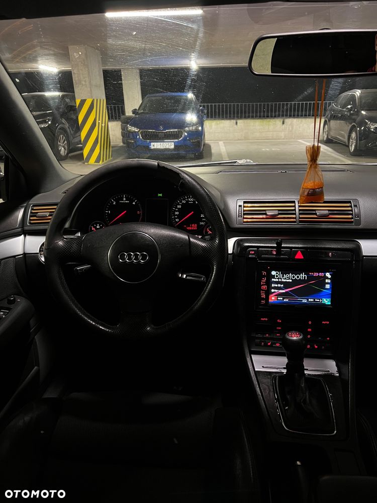 Audi A4 Avant 2.5 TDI Quattro - 18