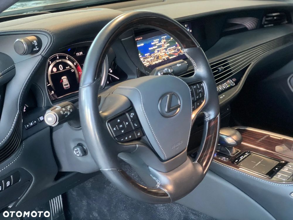 Lexus LS 500 Omotenashi AWD - 27