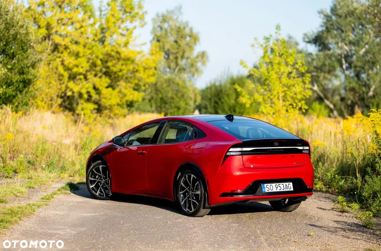 Toyota Prius Plug-in 2.0 Hybrid Prestige - 11