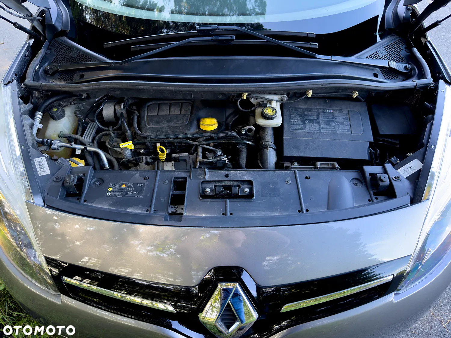 Renault Scenic 1.6 dCi Bose - 24