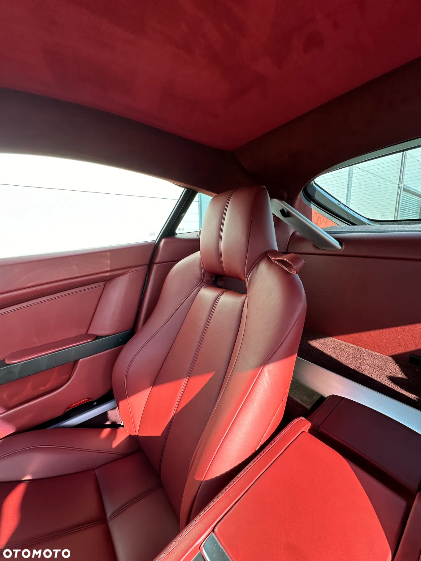 Aston Martin V8 Vantage Sportshift - 28