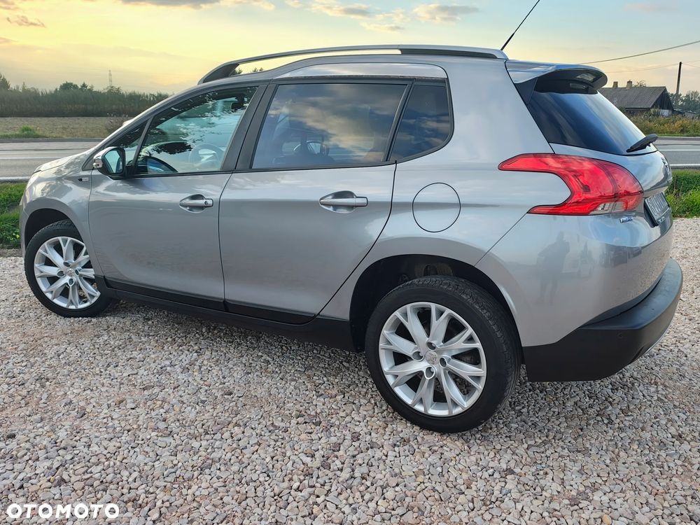 Peugeot 2008 1.6 BlueHDi Style - 13