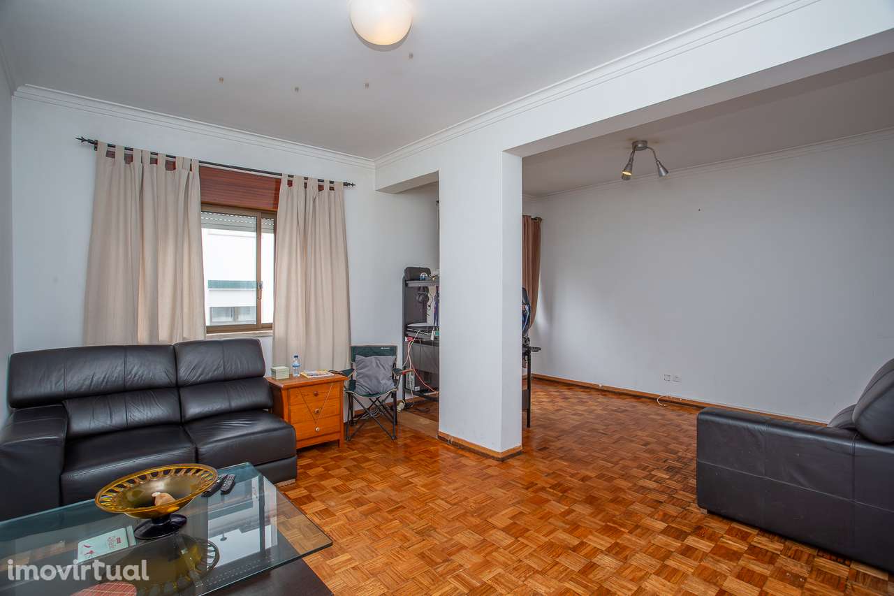 Vende-se T3 em Algueirão - Grande imagem: 3/27