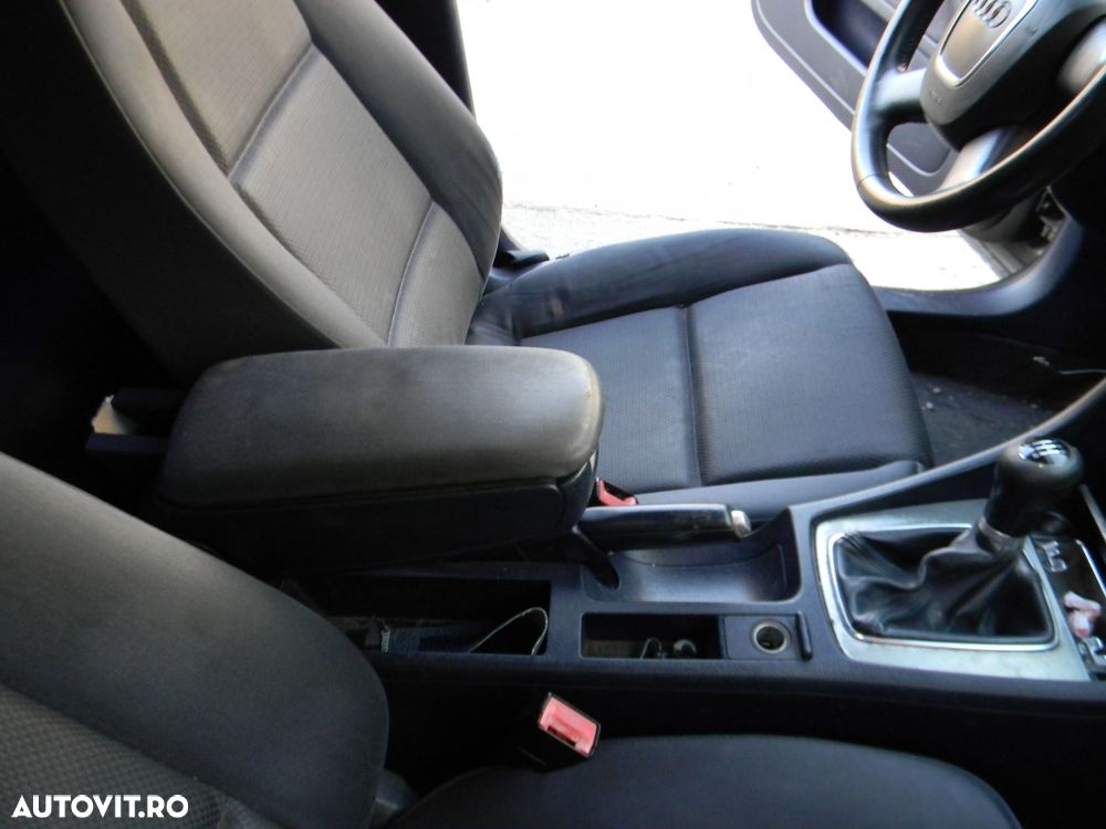 Dezmembrari  Audi A4 B6 (8E)  2000  > 2004 1.9 TDI Motorina - 26