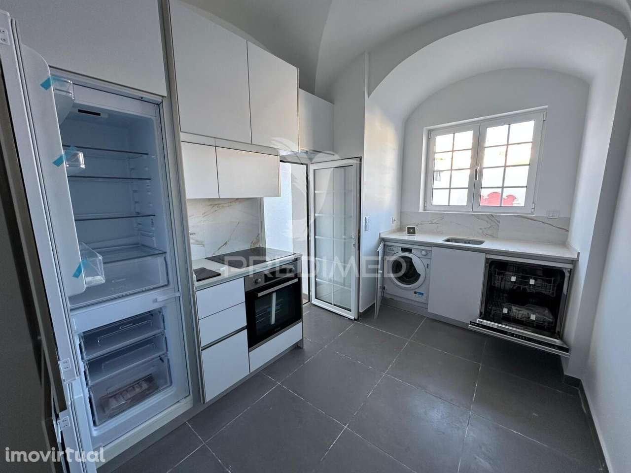 Apartamento T3 com Lugar de Garagem Centro Histórico Elvas - Grande imagem: 2/23