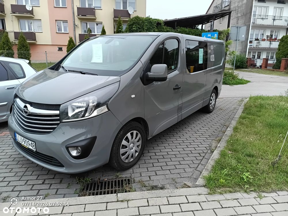 Opel Vivaro - 1
