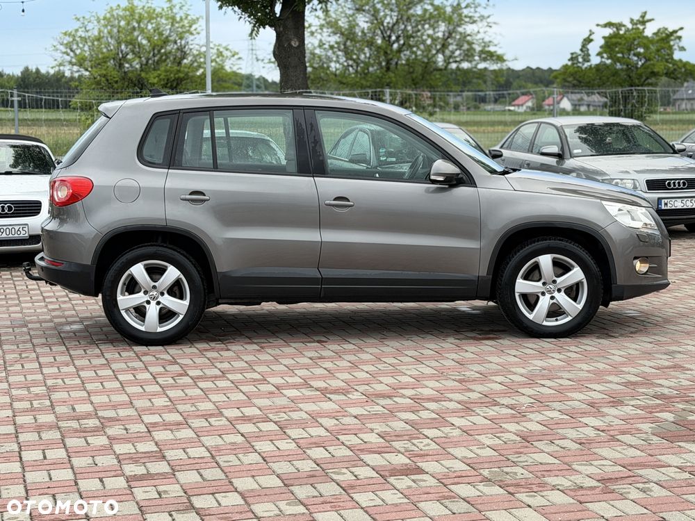 Volkswagen Tiguan - 6