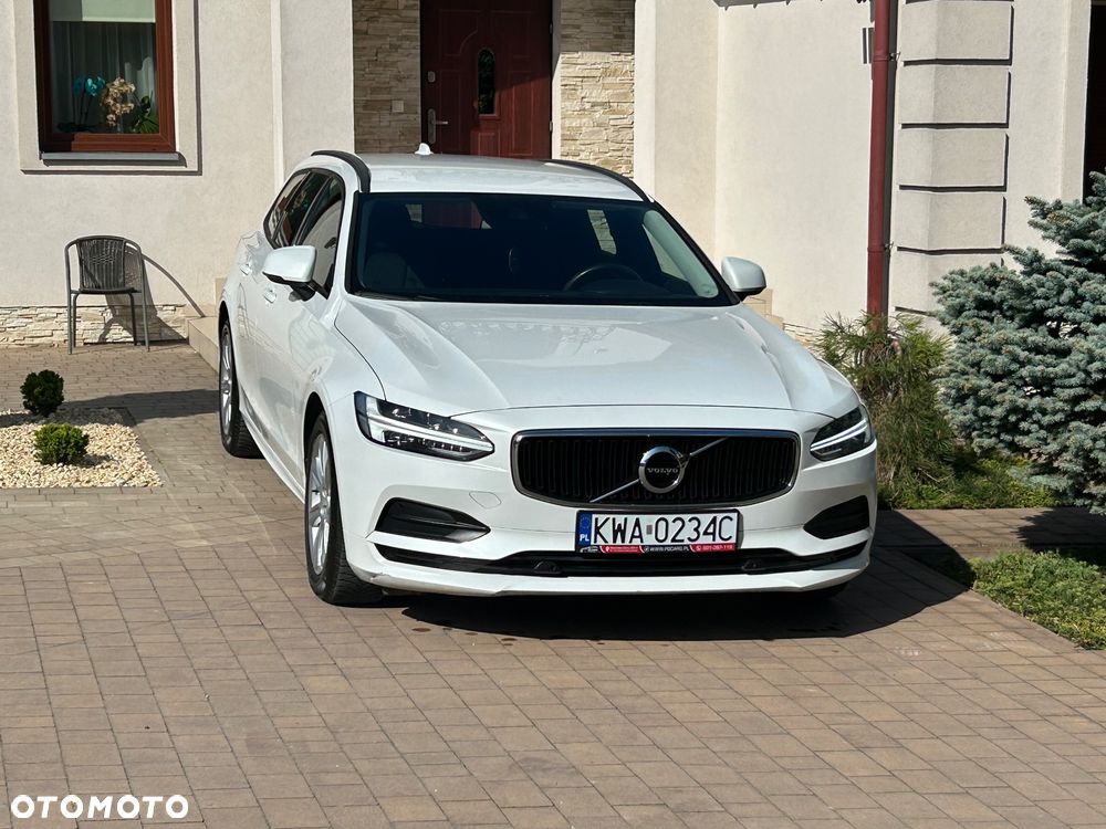 Volvo V90 D3 Momentum Pro - 3