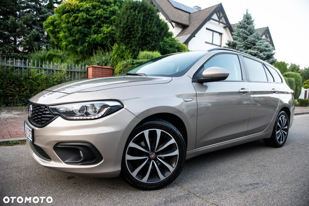 Fiat Tipo 1.4 T-Jet Business Line - 1