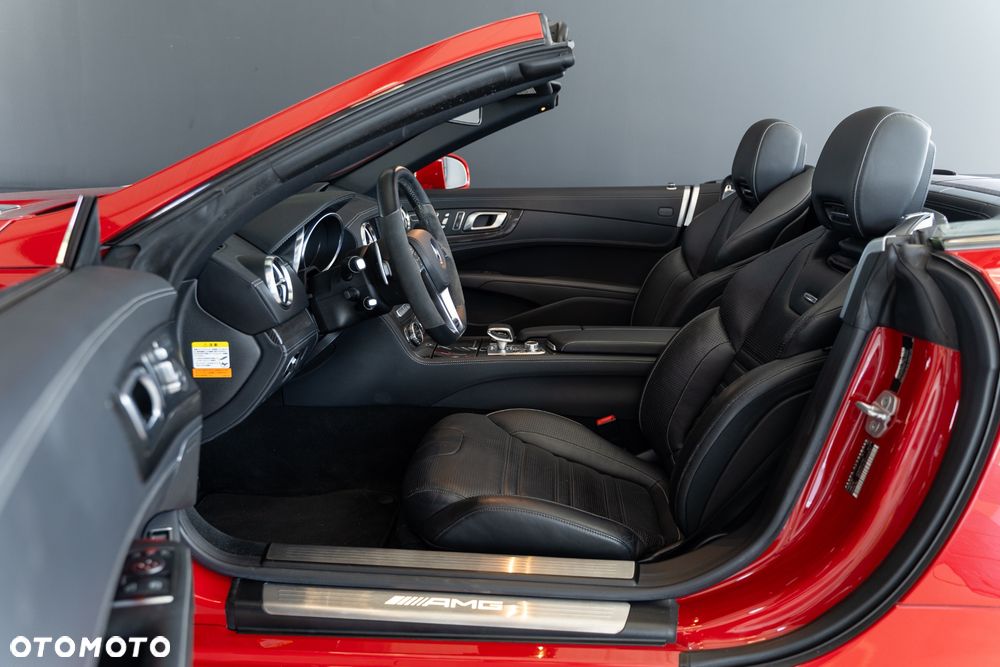 Mercedes-Benz SL - 26
