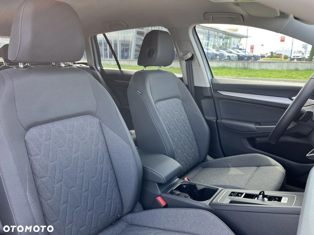 Volkswagen Golf 1.5 eTSI mHEV Life Plus DSG - 23