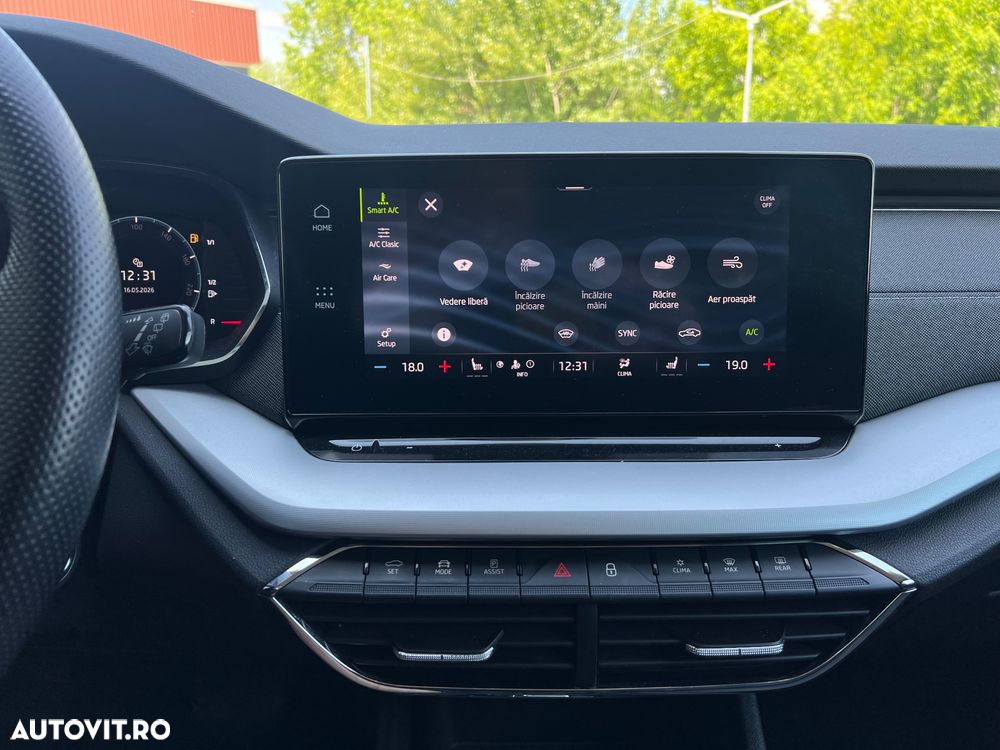 Skoda Octavia 2.0 TDI STYLE DSG - 17