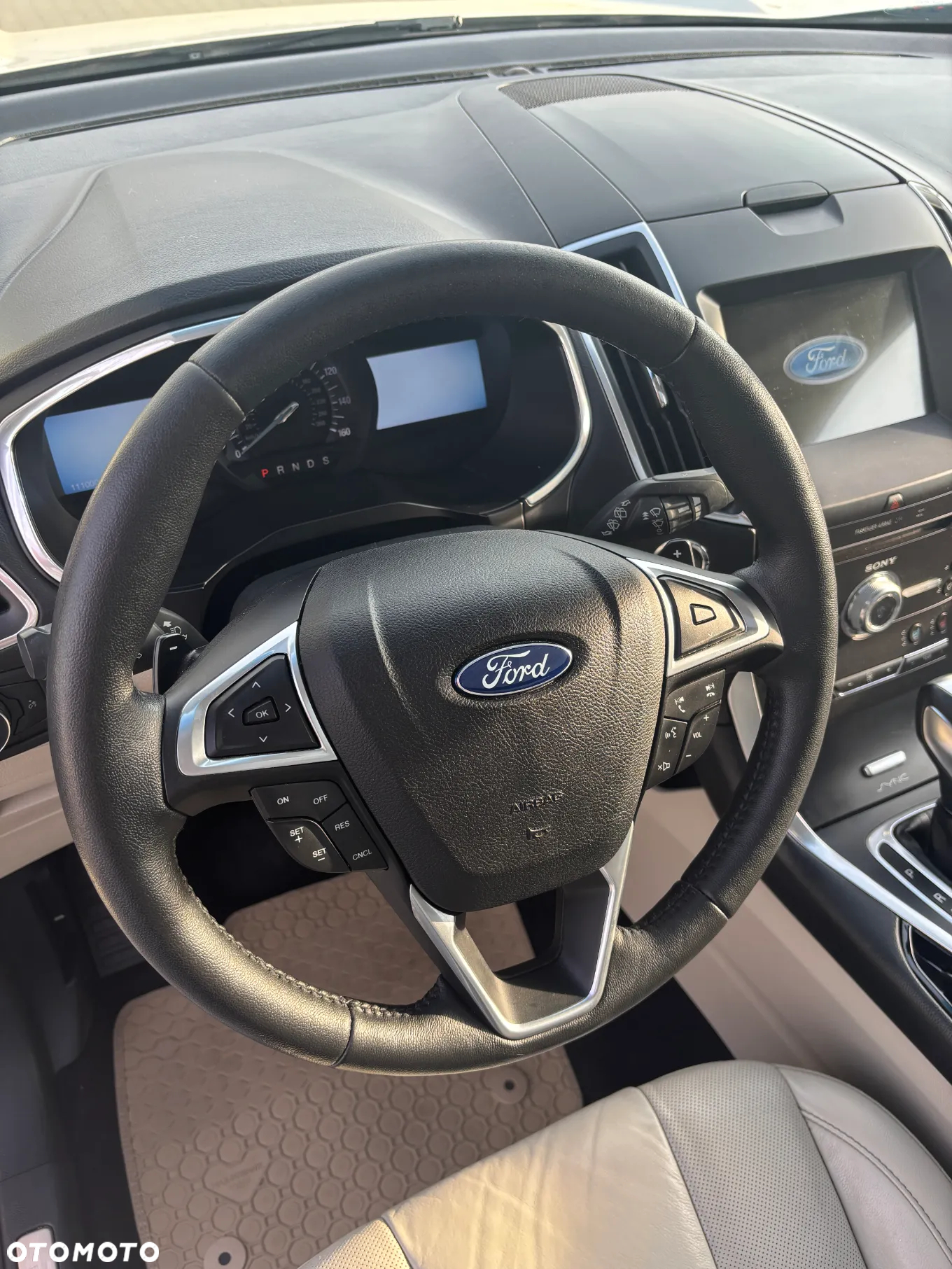 Ford Edge - 23