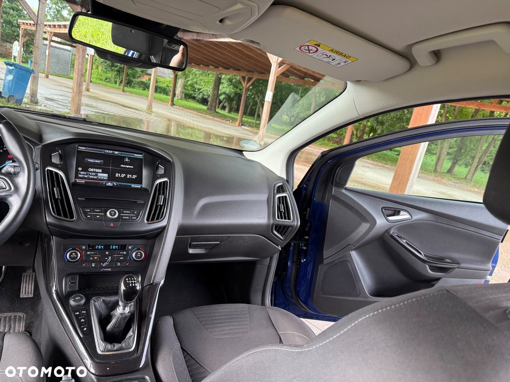 Ford Focus 1.0 EcoBoost Titanium ASS - 25